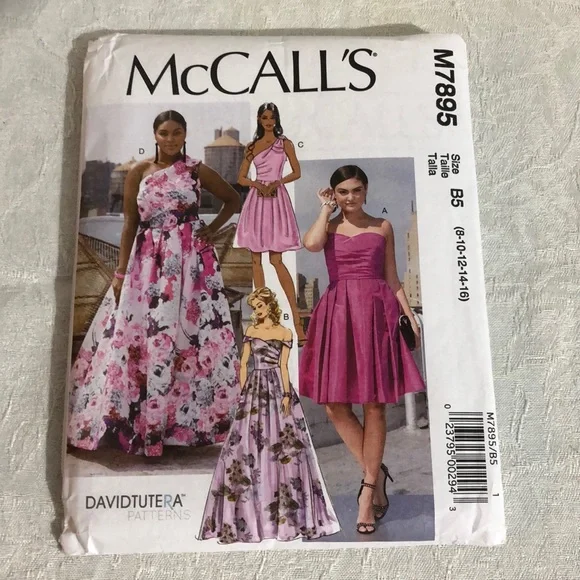 princess polly baby blue dress Can someone please help me find a pattern for a dress like this? : r/sewing main image 1
